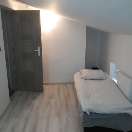 Homestay Flori *